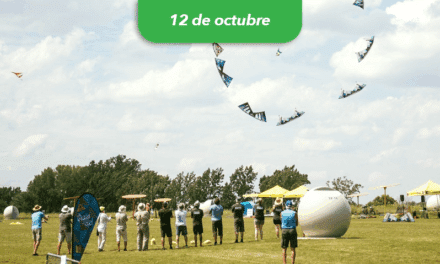 Elevaciones de cometas en Montréal por la paz y el cuidado del medio ambiente